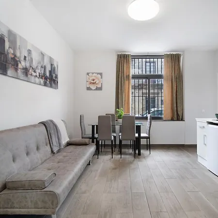 Centro Jerezano 2 Apartment *